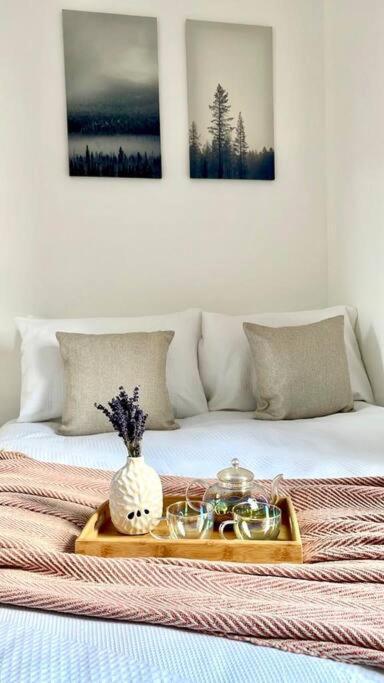 Appartamento A Charming One Double Bedroom Flat *